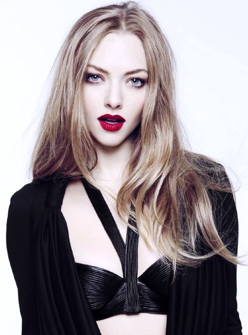 Amanda Seyfried uploaded by Aleksi Rimas on We Heart It