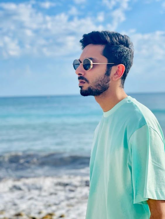 anirudh--ravichandar