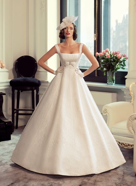 gorgeous Vintage Stylish Wedding Dress
