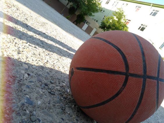 Havin Kaplan Adli Kullanicinin Fake Story Panosundaki Pin Basketbol