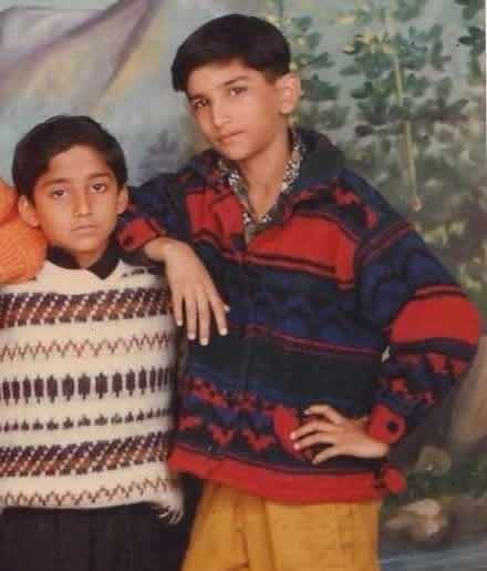 50 Rare Photos Of Bollywood Celebs That Will Make You Look Twice