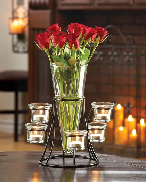Circular Black Iron Stand with Glass Centerpiece Vase Candle Holder