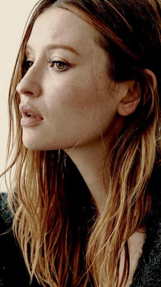 Emily Browning