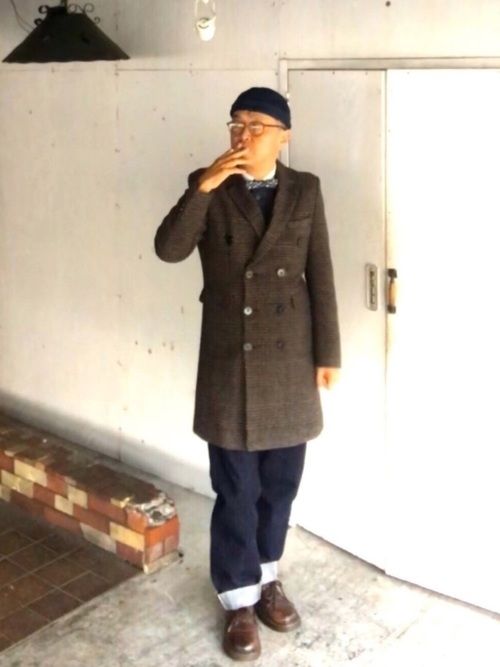 今日のコーデはデニムとダブルのチェスターコートを合わせて 名前だけ聞くとありがちな組み合わせかも知 チェスターコート 今日のコーデ ダブル 今日のコーデはデニムとダブルのチェスターコートを合わせて 名前だけ聞くとありがちな組み合わせかも知 チェスターコート 今日のコーデ ダブル