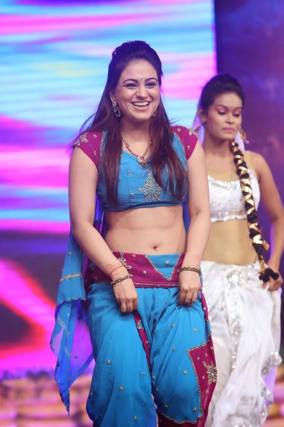 aksha pardasany