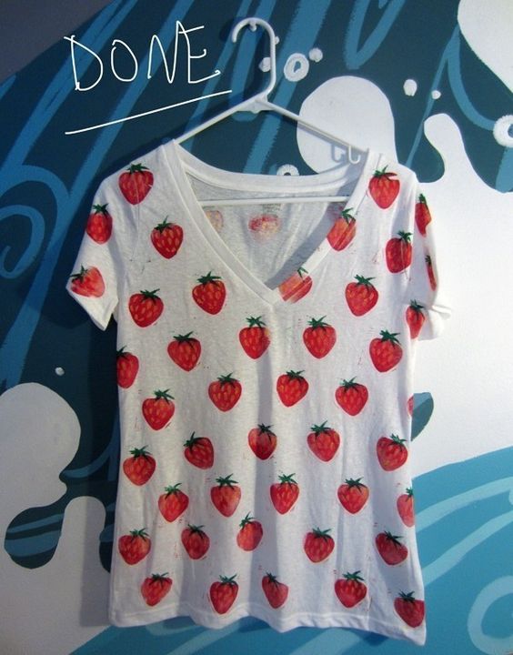 Sweetest shirt around. . Free tutorial with pictures on how to paint a t-shirt in under 120 minutes by stamping with t shirt, rubber, and carving tools. How To posted by Rachel S. in the Art section Difficulty: 4/5. Cost: Cheap. Steps: 9