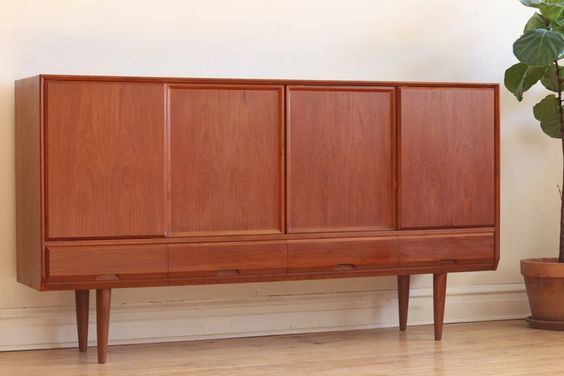 Mid Century Danish Modern Teakwood Sideboard