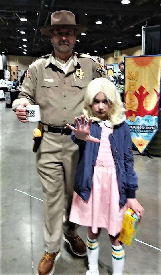 At Long Beach Comic Expo 2018, Chief Jim Hopper with Eleven