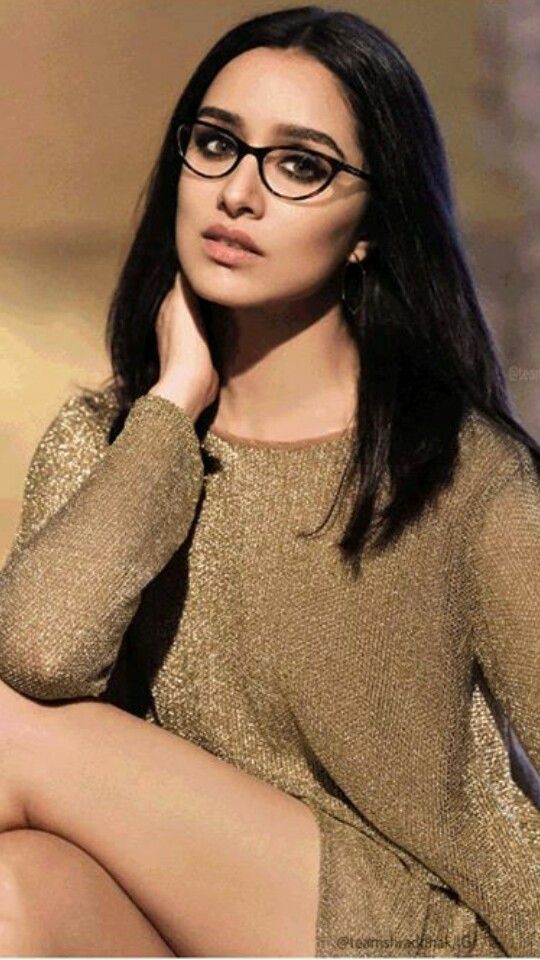 shraddha-kapoor-clovia-ad-pohot