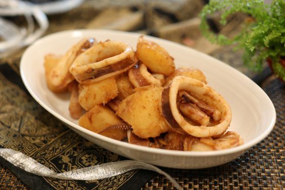 いかとじゃがいも炒め にんにく味噌バターがコク旨 簡単おかずレシピ レシピ レシピ 食べ物のアイデア レシピ おかず いかとじゃがいも炒め にんにく味噌バターがコク旨 簡単おかずレシピ レシピ レシピ 食べ物のアイデア レシピ おかず