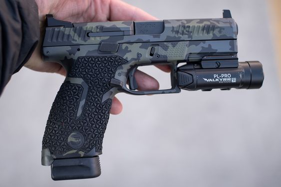 CZ P10c Custom