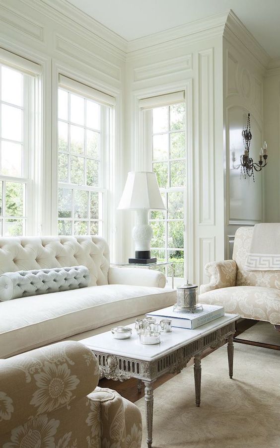 Dreamy modern French apartment ideas.