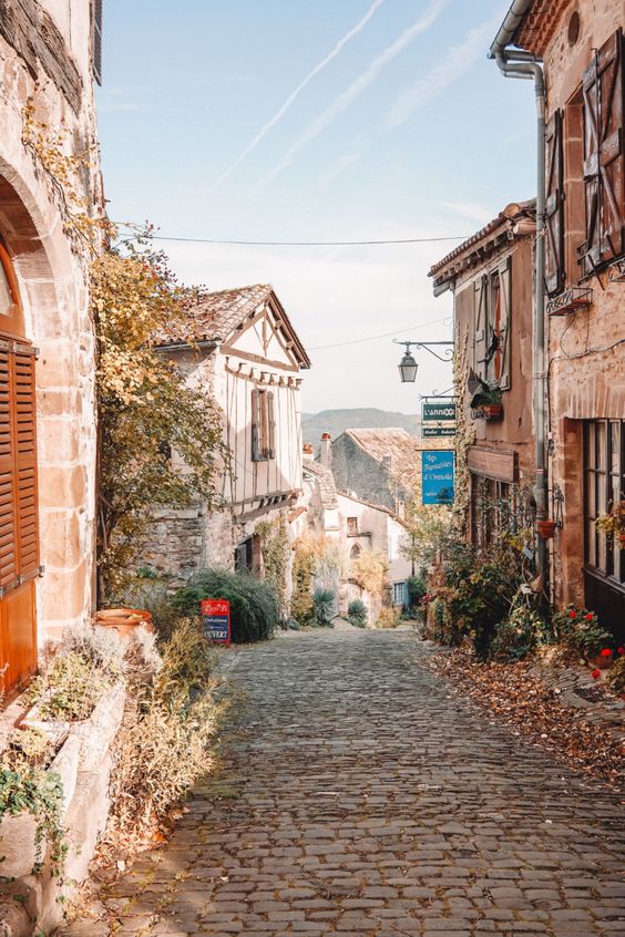 Most beautiful villages in France: Cordes sur Ciel (Cordes-sur-Ciel). South-West France. Charming medieval villages
