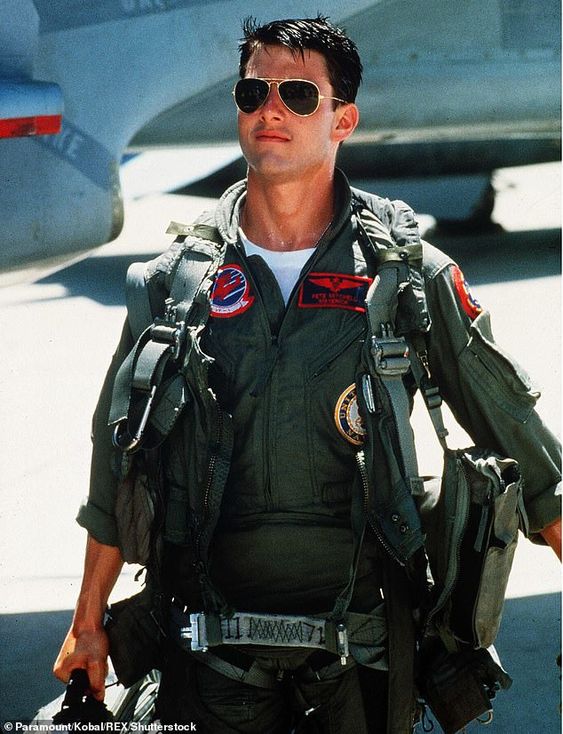 Tom Cruise in \'crisis talks with movie chiefs over Mission Impossible\'