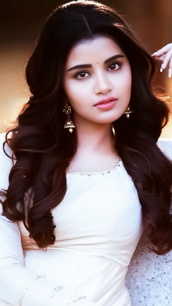 Anupama parameswaran