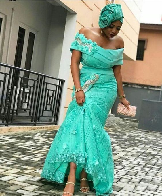 2019 Latest Asoebi Styles