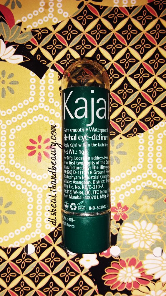 Natural Herbal Makeup Eyeliner Pencil Review: Himalaya Black Kajal Liner