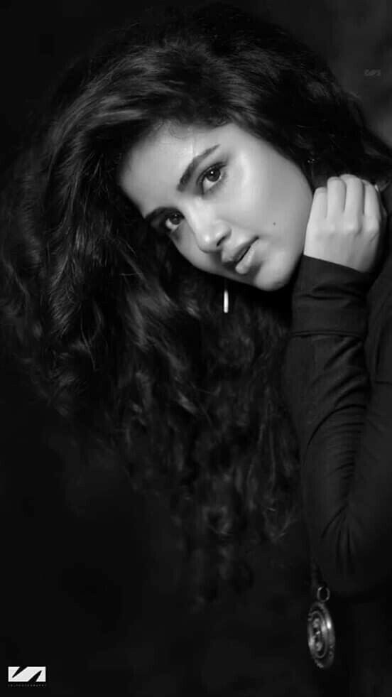 anupama-parameswaran