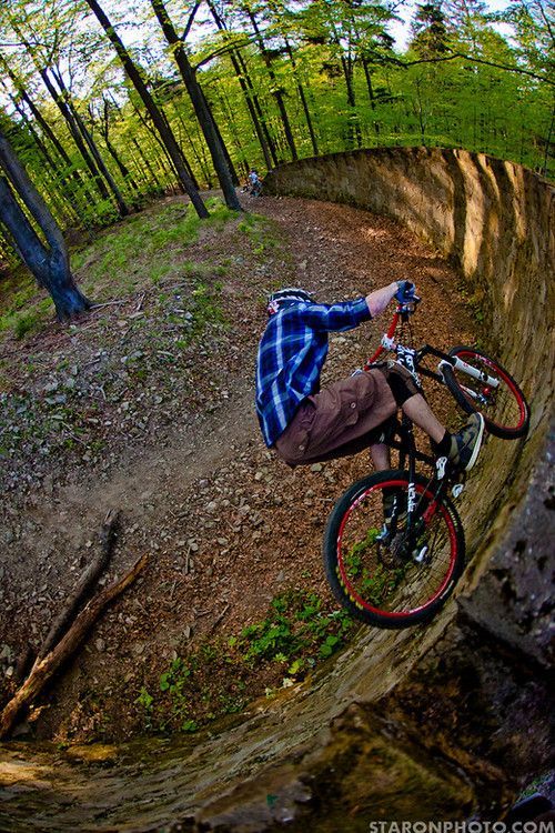 Ridersofmtb Downhill Mtb Bike Mountainbike Freeride Mtblife Dh Downhillmtb Bike Mountain Biking Photography Bike Photography Downhill Mountain Biking