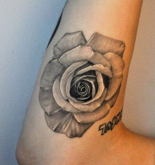 forearm tattoo rose done by martin tran at chronic ink in markham