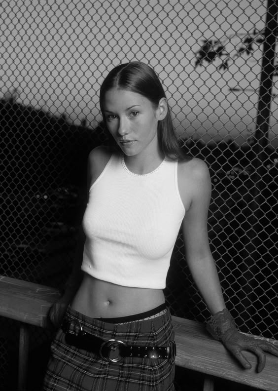 chyler-leigh