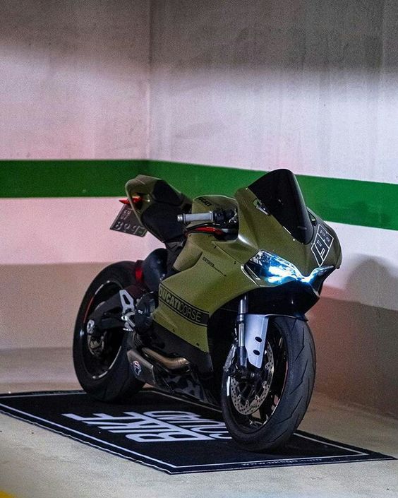 ducati-panigale-v2