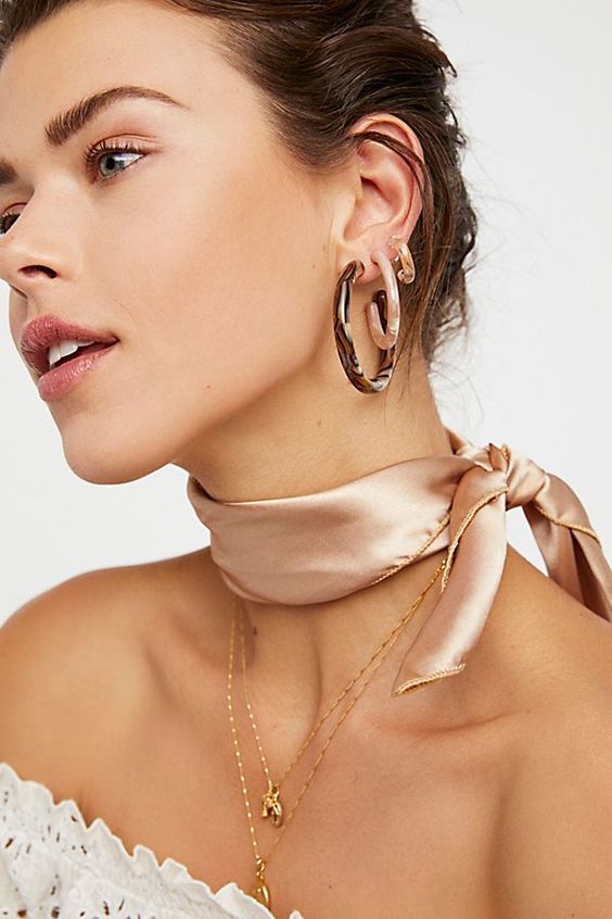 25 Gorgeous Hoop Earrings to Upgrade Every Outfit