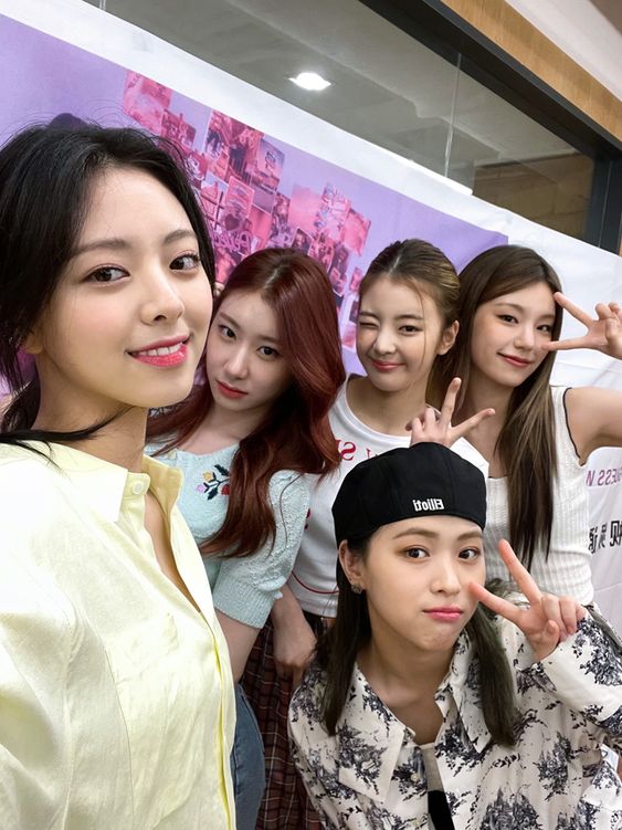 210703 WithFans Weibo Update with ITZY - After ITZY\'s Video Call Event