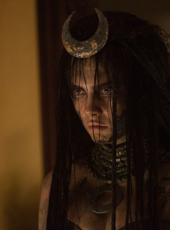 Cara Delevingne Calls "Suicide Squad" Critics "Horrible"