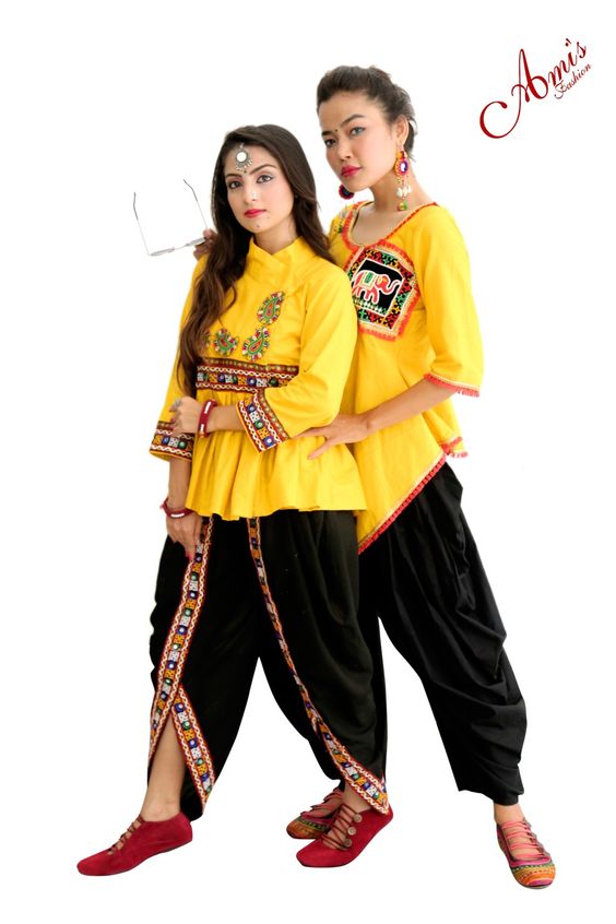 Lovely color, Female Kediyu style with Dhoti.