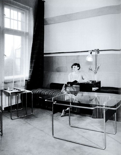 Marcel Breuer, The Hildegard and Erwin Piscator Apartment, Berlin - cafe mit buchladen innendesign bilder Marcel Breuer, The Hildegard and Erwin Piscator Apartment, Berlin - cafe mit buchladen innendesign bilder