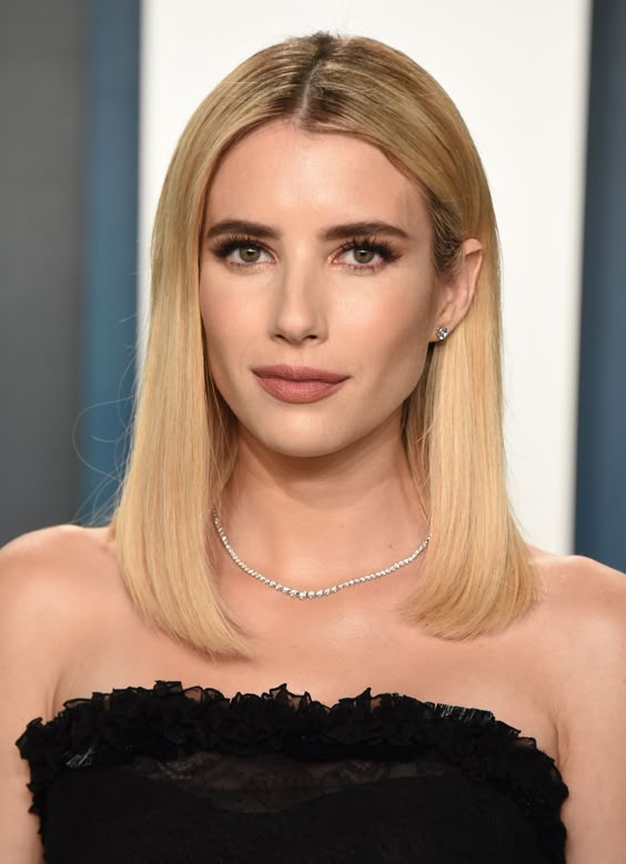 Honey Blonde Hair Inspo for Your Next Salon Refresh