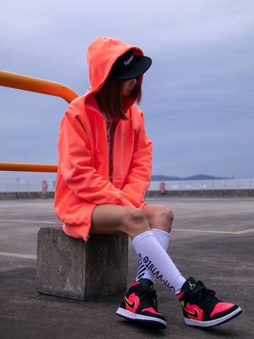 りぴ Supreme のキャップを使ったコーディネート Wear スポーツウエア パーカー ファッションコーディネート りぴ Supreme のキャップを使ったコーディネート Wear スポーツウエア パーカー ファッションコーディネート