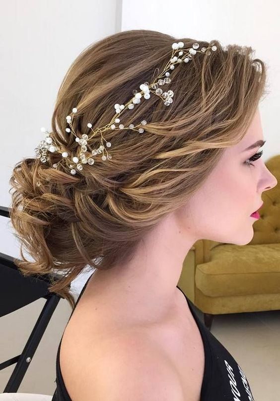 Peinados Para Civil 2016 Buscar Con Google Peinados Elegantes Peinados Con Tiara Peinados De Novia Semirecogidos