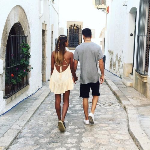 Dating femeie de Tel