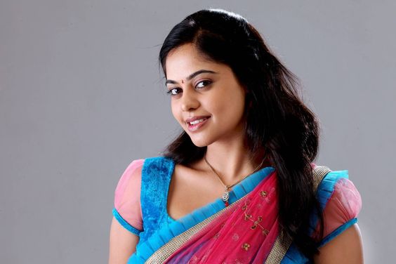 Glamorous Bindu Madhavi Photos In Pink half Saree