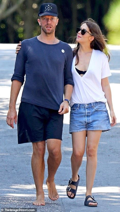 Gwyneth Paltrow and Brad Falchuk with Chris Martin and Dakota Johnson