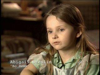 Abigail Breslin. Signs