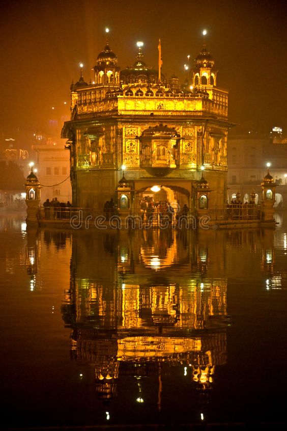 Golden Temple In Amritsar, Punjab, India. Stock Photo - Image of punjabi, bahadur: 4835140