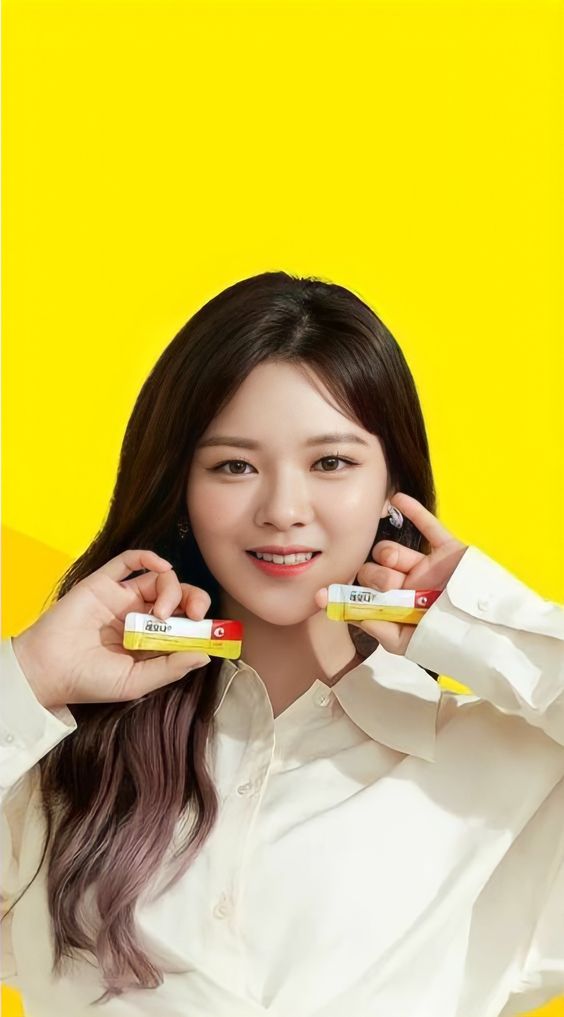 angel-rai-singer