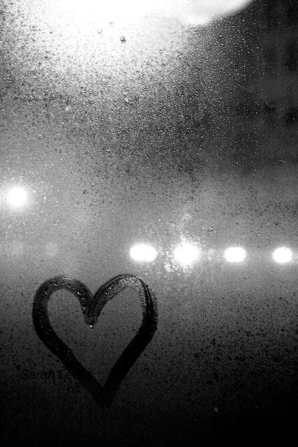 It\'s raining love