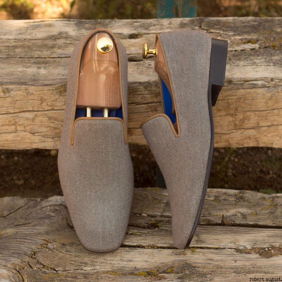 Handcrafted Custom Made Shoes From Robert August. Create your own custom designed shoes.#shoes #shoesoftheday #dapper #menswear #mensfashion #luxurylifestyle #success #hot #style #bespoke #luxury .