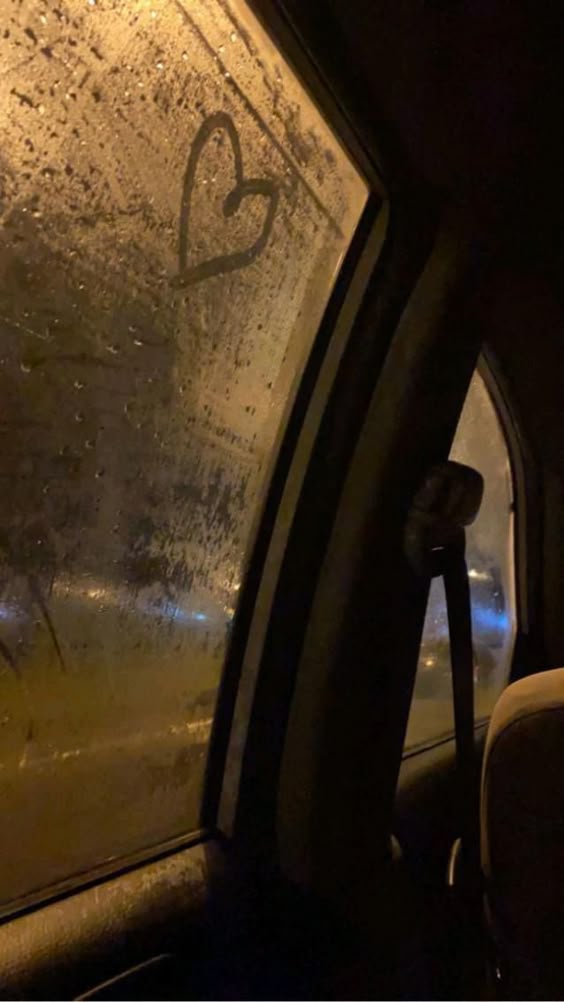 rain aesthetic | Rain photography, Night aesthetic, Emotional photography