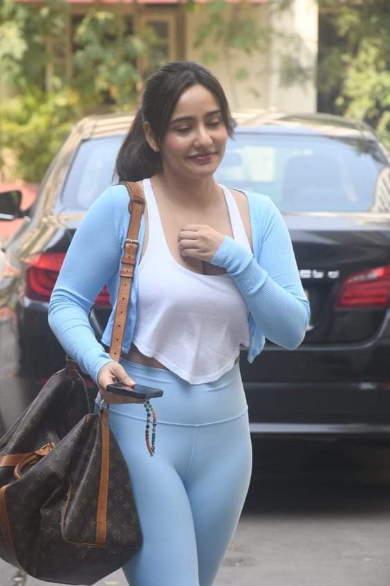 adah-sharma
