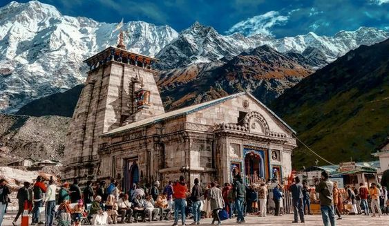 Kedarnath Temple in Uttarakhand is a famous Hindu Temple. From all 12 Jyotirlinga of India, Kedarnath Jyotirlinga is one of the famous jyotirlingas.