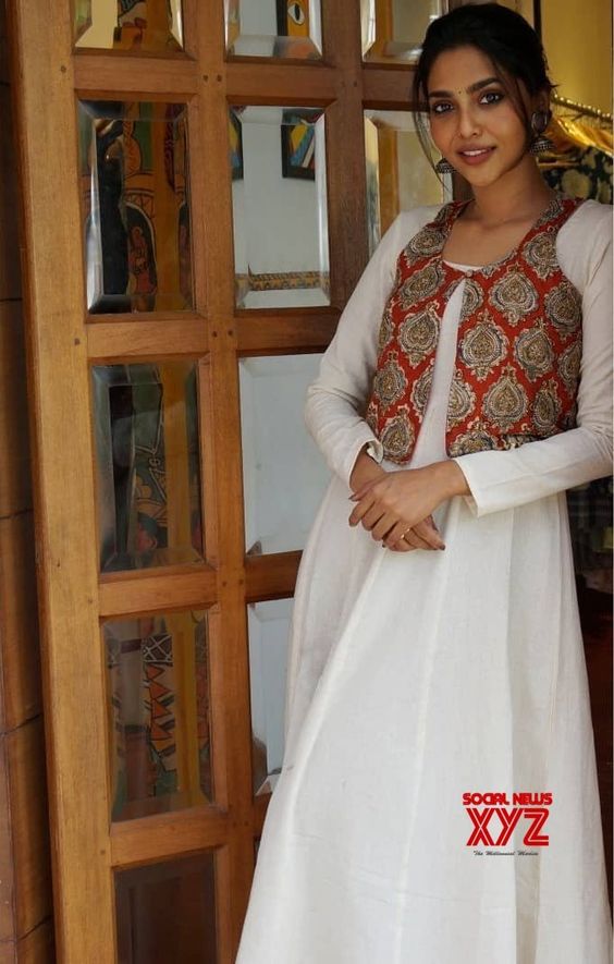 Actress Aishwarya Lekshmi Latest Photo Shoot Stills - Social News XYZ Actress #AishwaryaLekshmi Latest Photo Shoot Stills