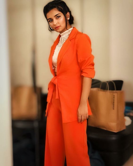 Avneet Kaur ÇR❕GR❕
