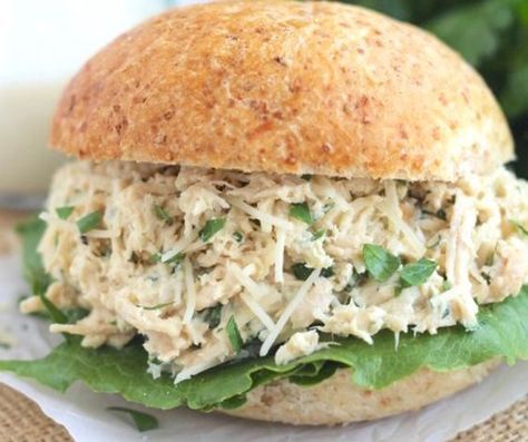 Vous Allez Rafoller De Ces Sandwichs Au Poulet Sauce Cesar Dans La Mijoteuse Recipe Recipes Healthy Kitchen Cooking Recipes Vous Allez Rafoller De Ces Sandwichs Au Poulet Sauce Cesar Dans La Mijoteuse Recipe Recipes Healthy Kitchen Cooking Recipes