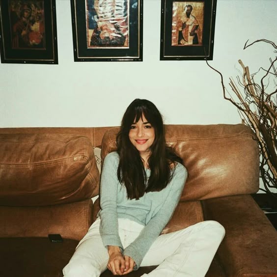 dakota-johnson