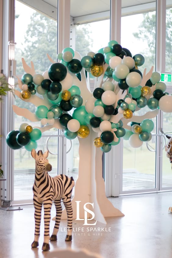 3D White Custom Tree + Balloon Leaves